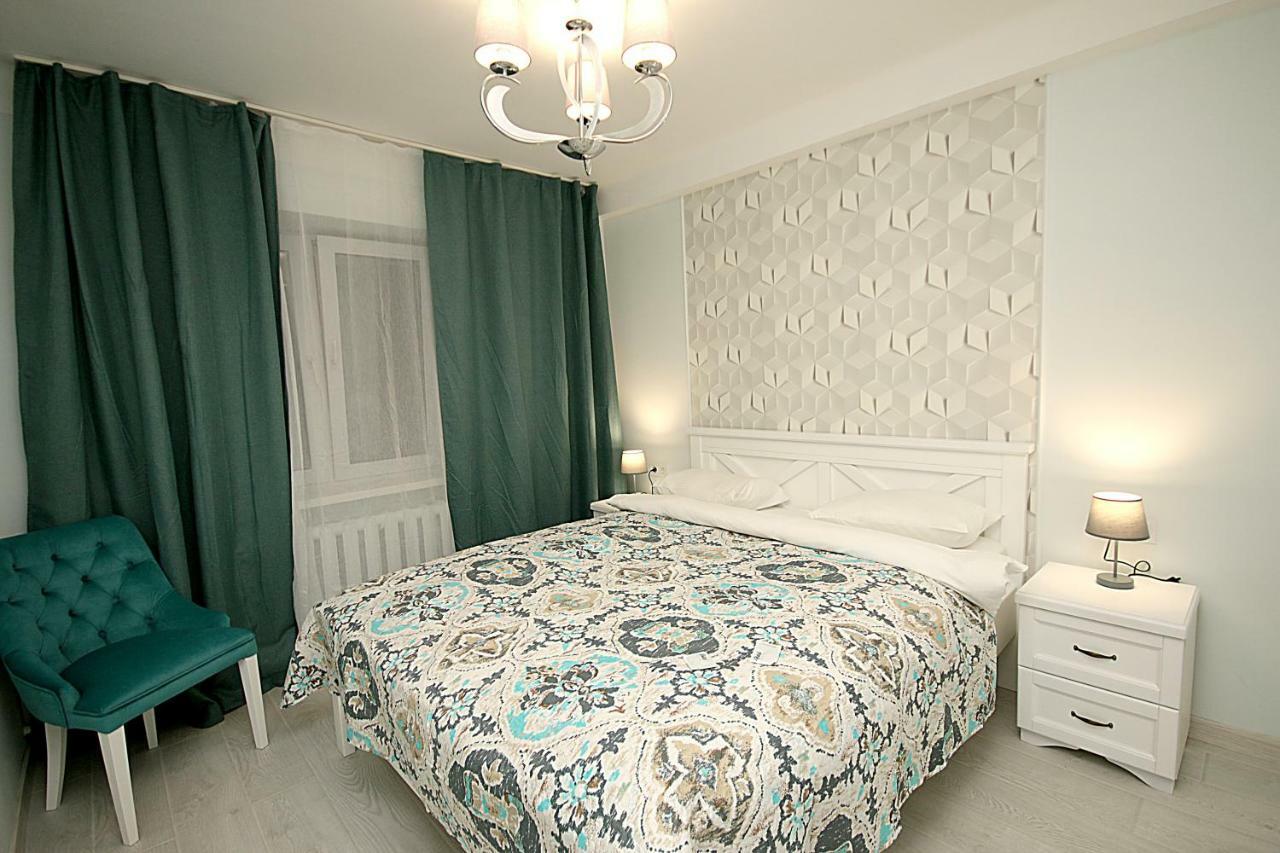 Inn Home Apartments - Pechersk Area เคียฟ ภายนอก รูปภาพ